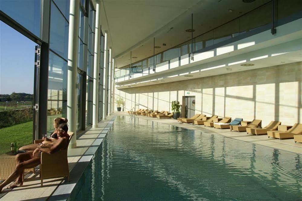 Therme Laa - Hotel & Silent Spa Laa an der Thaya Exteriör bild