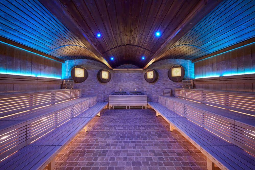 Therme Laa - Hotel & Silent Spa Laa an der Thaya Exteriör bild