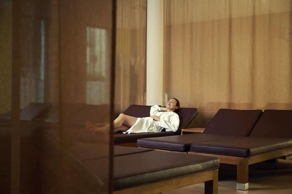 Therme Laa - Hotel & Silent Spa Laa an der Thaya Exteriör bild