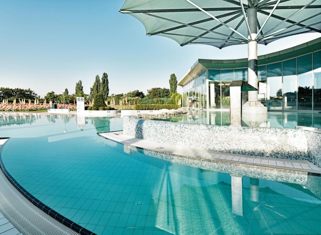 Therme Laa - Hotel & Silent Spa Laa an der Thaya Exteriör bild